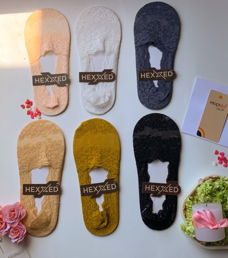 Women’s Lace Casual No Show Non-skid Boat Socks Set of 12 B7-1