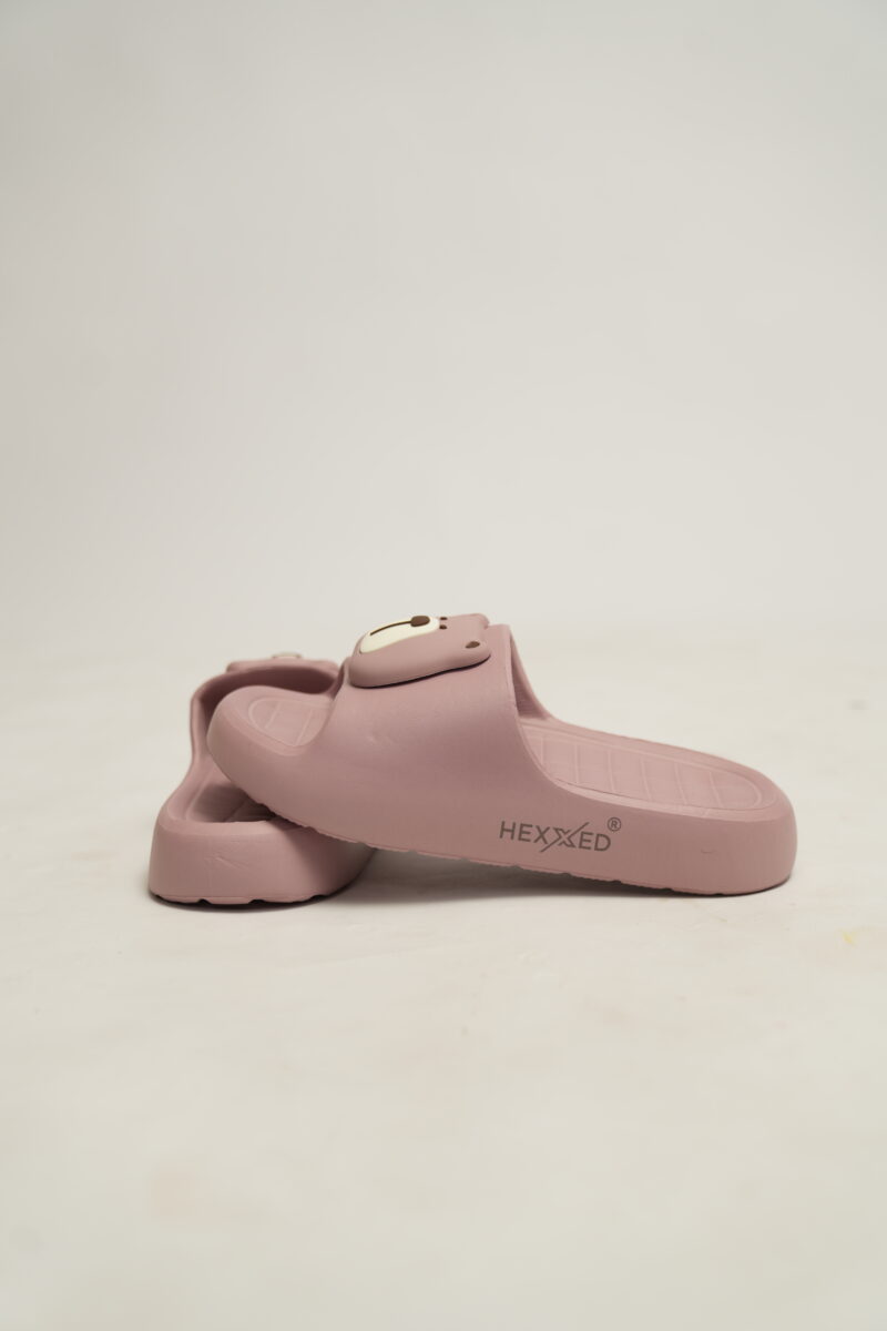 HEXXED ESSENTIALS – All-Day Comfort Slippers G9-1