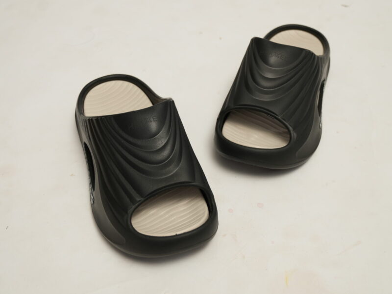HEXXED Everyday Recovery Slippers