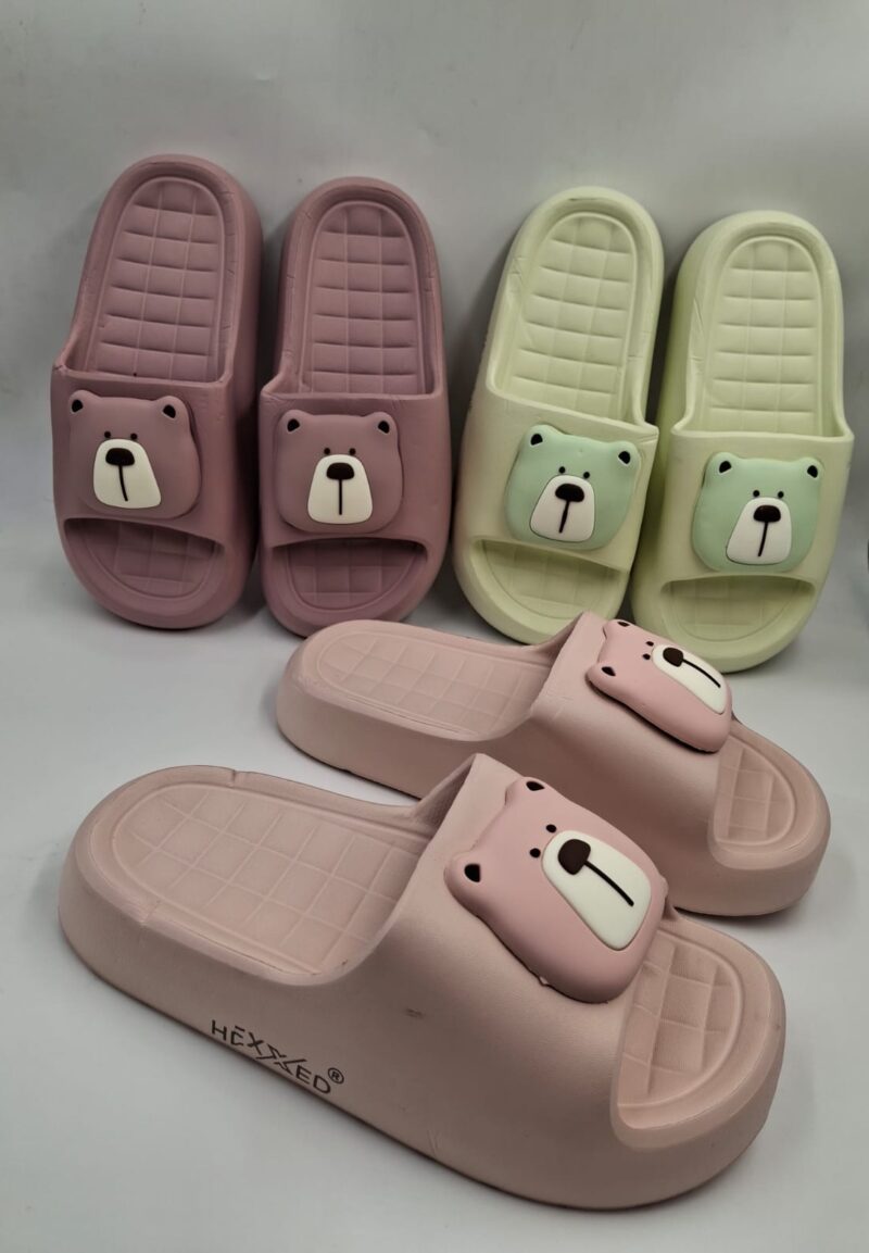 HEXXED ESSENTIALS – All-Day Comfort Slippers G9-1