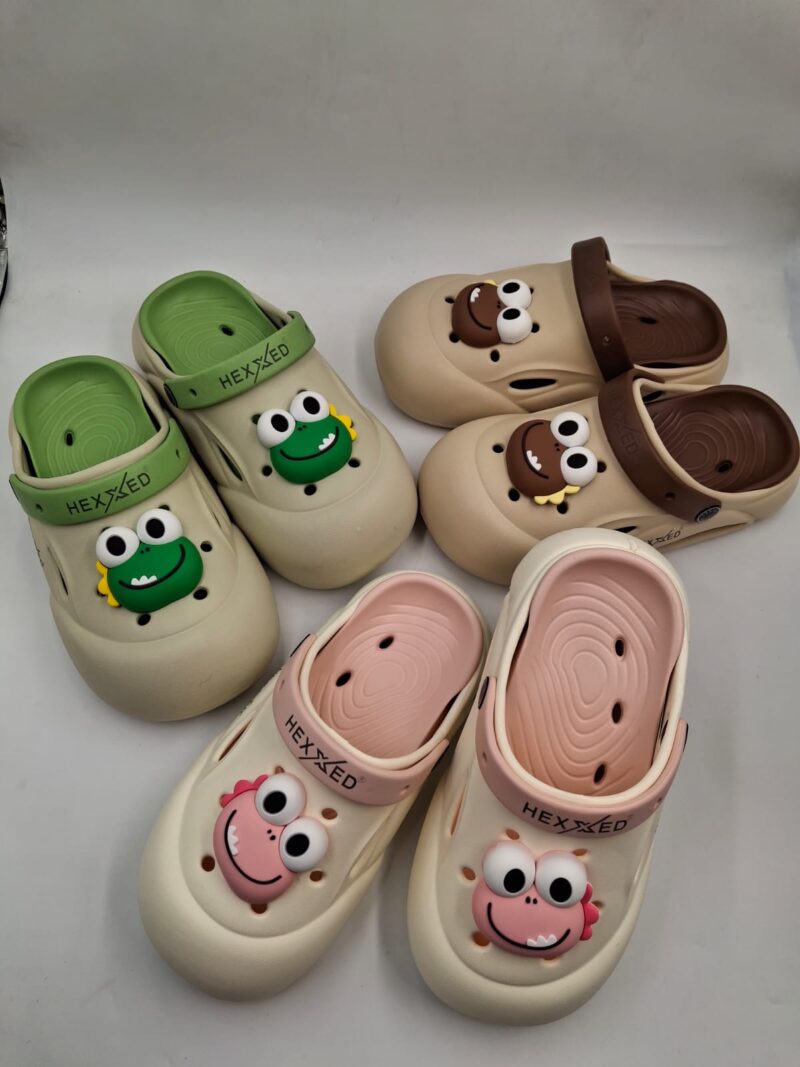 HEXXED Large Kids Character Clogs G9-10